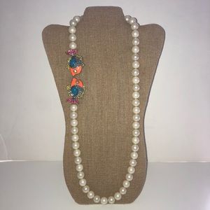 Kissing fish pearlized necklace 🐠 Ann Taylor
